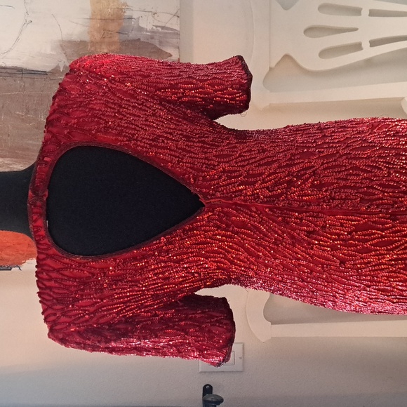 Vintage 80's Mark and John 100% silk beaded party dress in vintage size large. - Picture 2 of 8